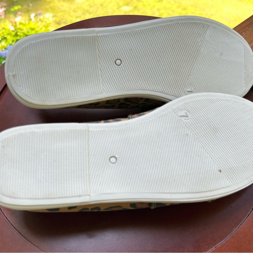Canvas Leopard Print Espadrille Flats | Women’s 7 | Memory Foam Slip Ons - Picture 7 of 9